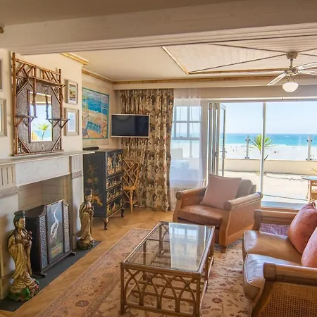 Tolcarne Colonial Restaurant&rooms * New Quay