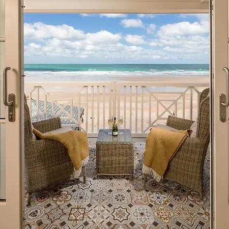 Tolcarne Colonial Restaurant&rooms New Quay